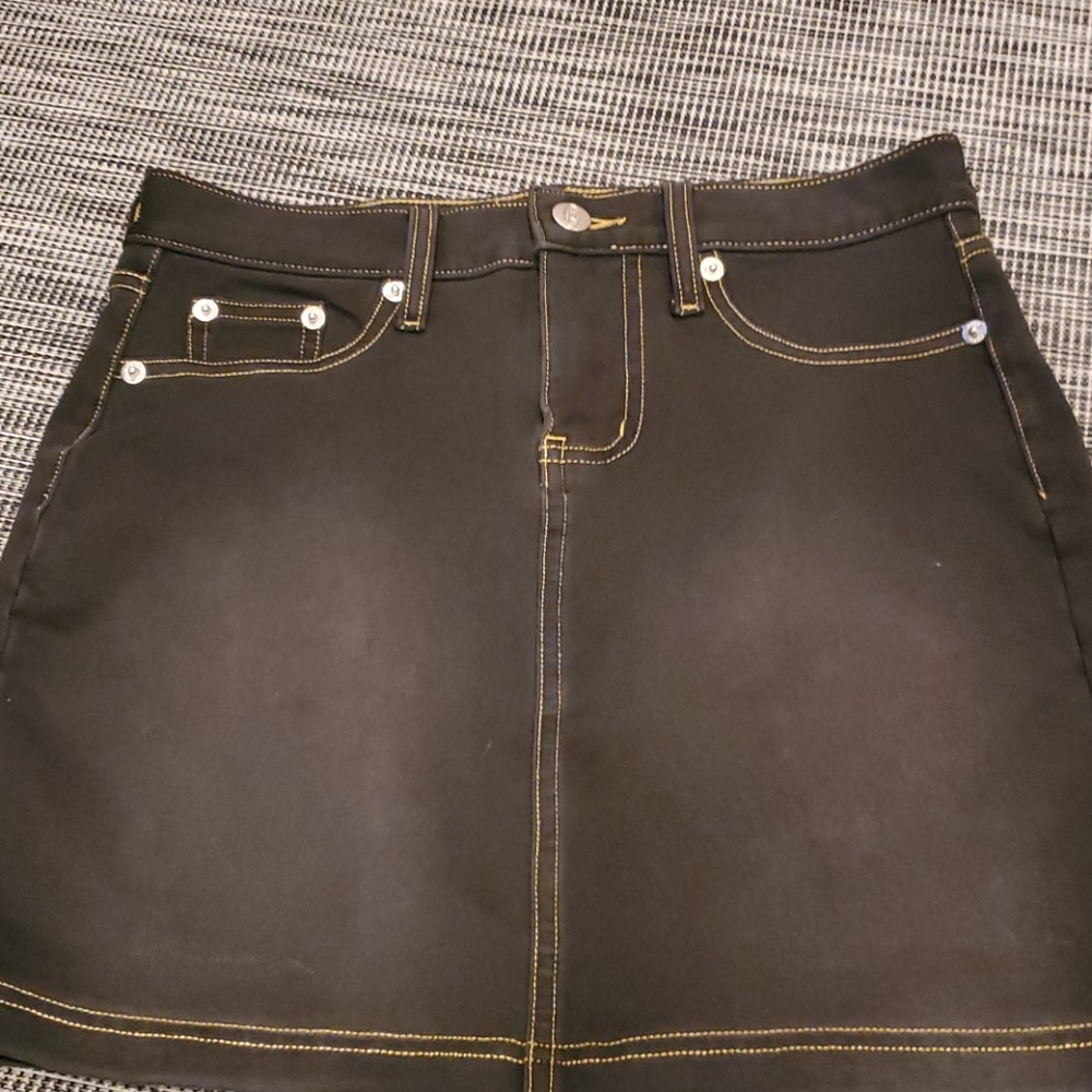 Let me b black Stretch Skirt 3. C